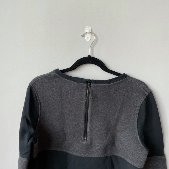 Nike Sportswear Tech Fleece Crew Sweatershirt 🖤 - Picture 4 of 12